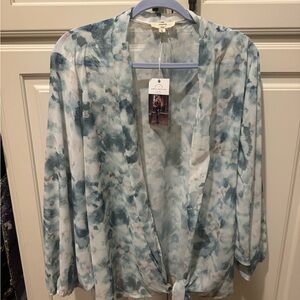 Entro Sky and Cloud Kimono